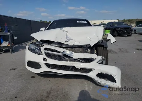 2018 Mercedes-Benz C 300 из США, поврежденный, VIN WDDWJ4JBXJF717766